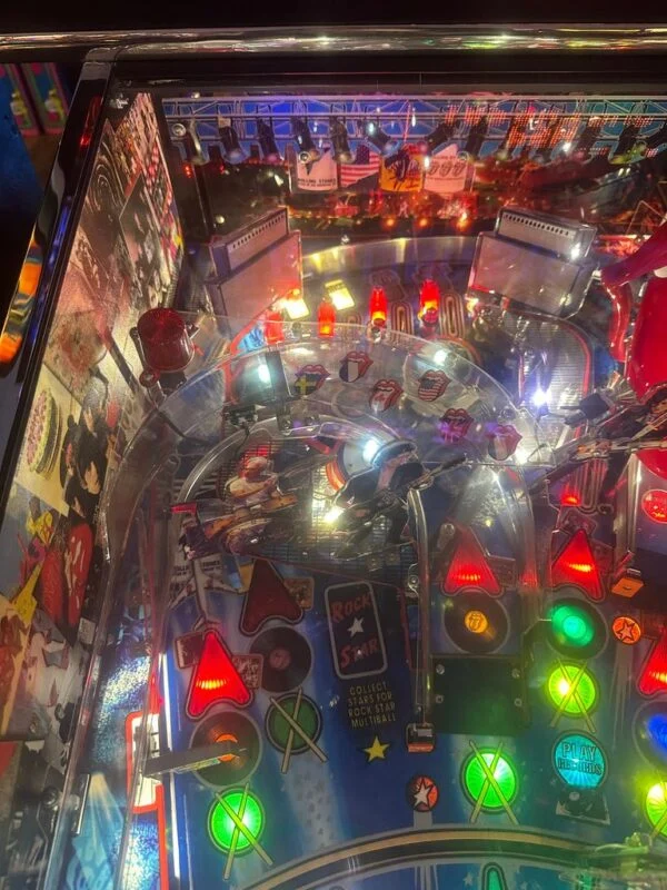 Stern Pinball LOADED The Rolling Stones Limited Edition Pinball Machine — image 14