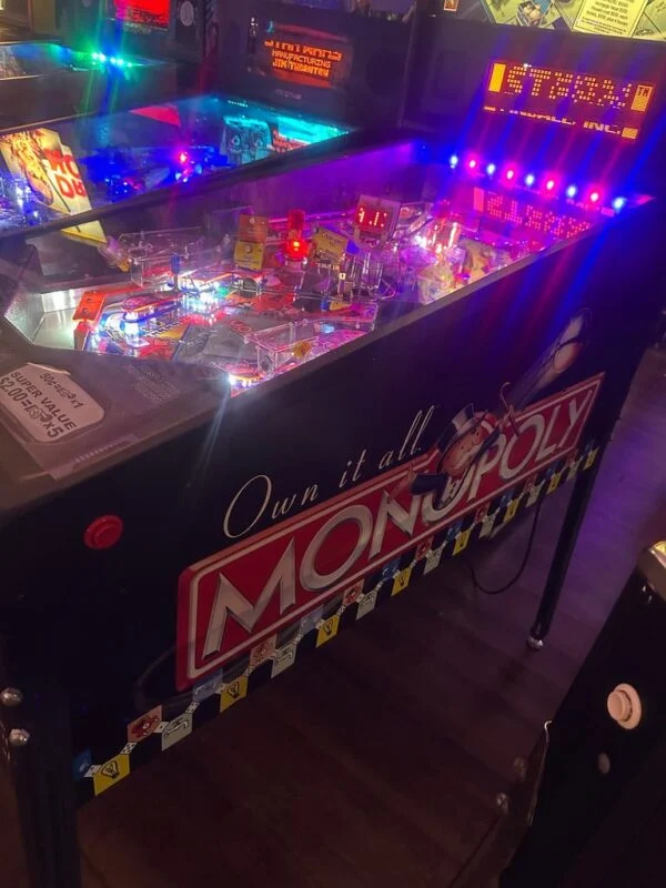 Stern Pinball Monopoly Pinball Machine — image 8