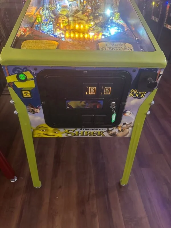 Stern Pinball Shrek Pinball Machine — image 5