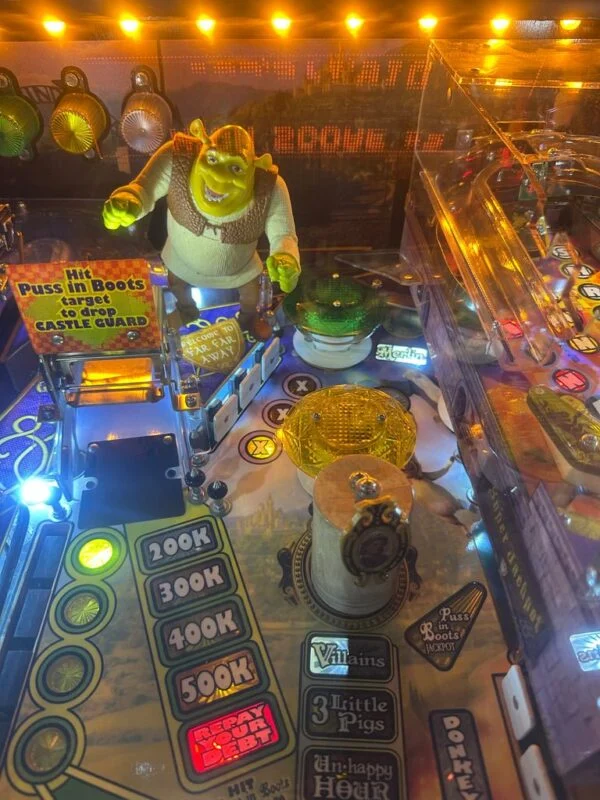 Stern Pinball Shrek Pinball Machine — image 16