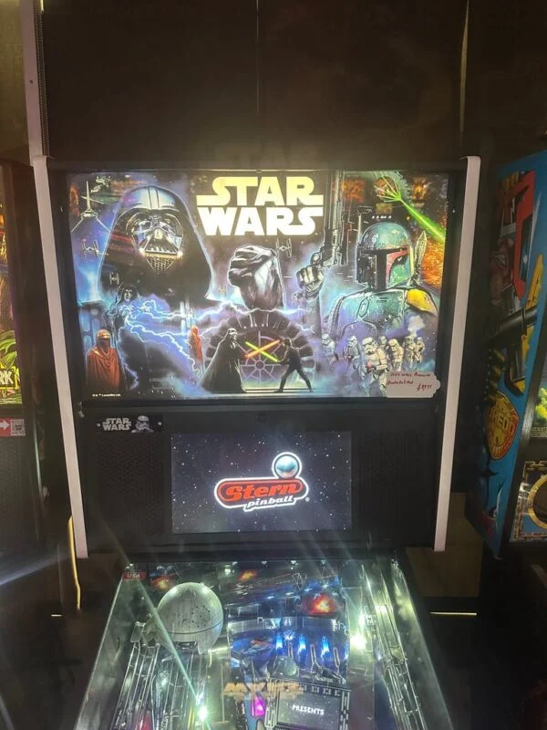 Stern Pinball Star Wars Premium Pinball Machine — image 3