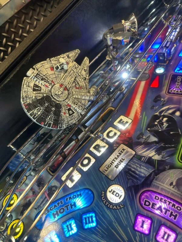 Stern Pinball Star Wars Premium Pinball Machine — image 4
