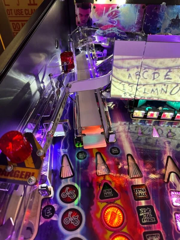 Stern Pinball Stranger Things Premium Pinball Machine — image 6