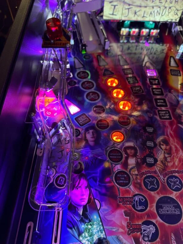 Stern Pinball Stranger Things Premium Pinball Machine — image 10