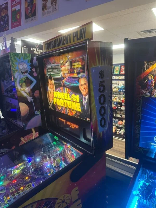 Stern Pinball Wheel of Fortune Pinball Machine — image 4