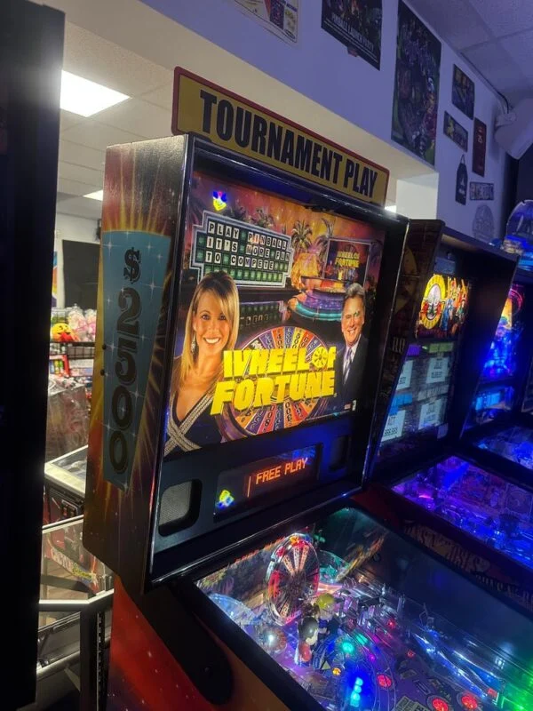 Stern Pinball Wheel of Fortune Pinball Machine — image 18