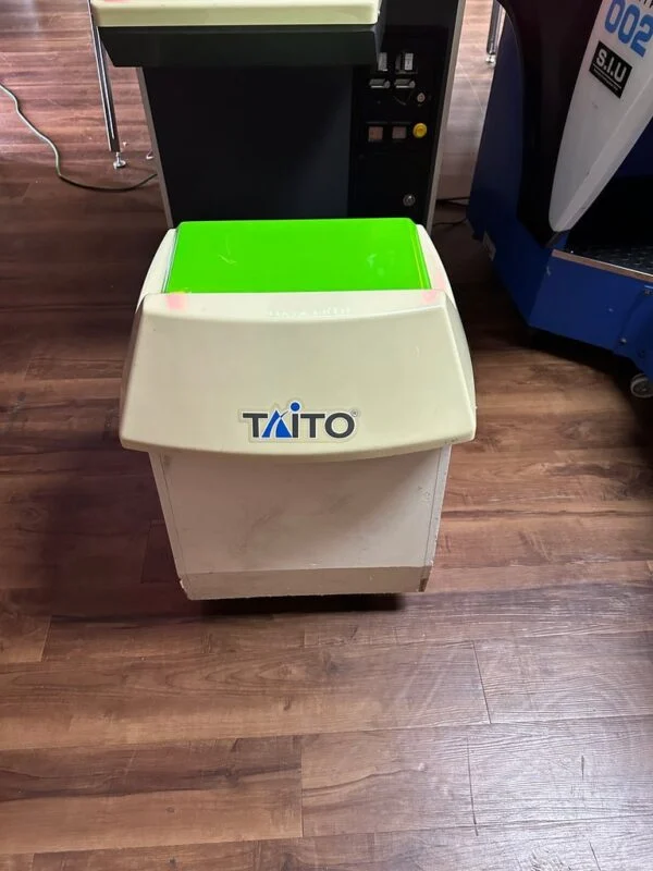 Taito Landing Gear Arcade Game — image 6