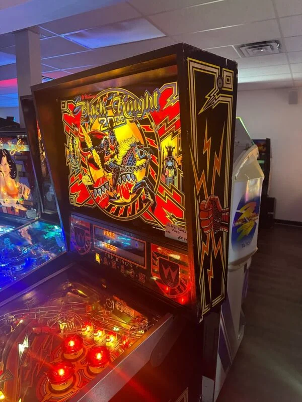 Williams Black Knight 2000 Pinball Machine — image 4