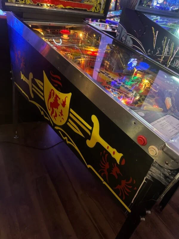 Williams Black Knight Pinball Machine — image 4