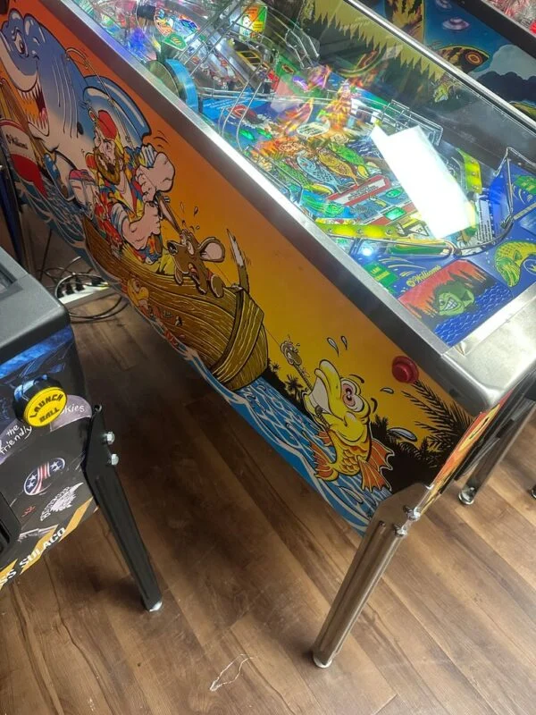 Williams LOADED Fish Tales Pinball Machine — image 2