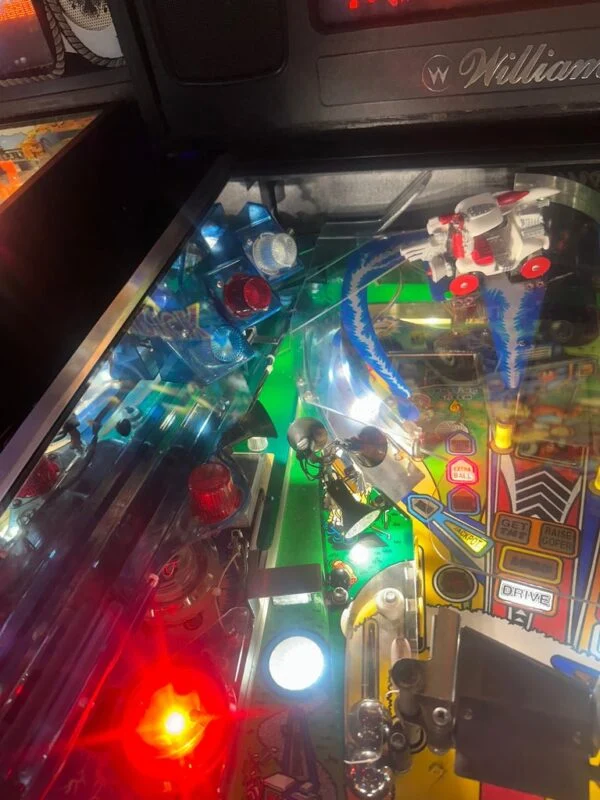 Williams LOADED No Good Gophers Pinball Machine — image 18