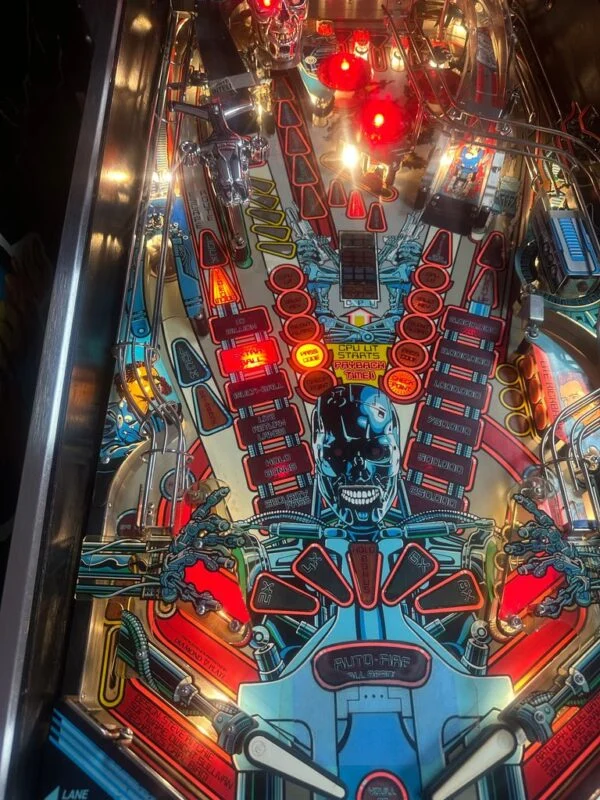 Williams Terminator 2: Judgement Day Pinball Machine — image 3