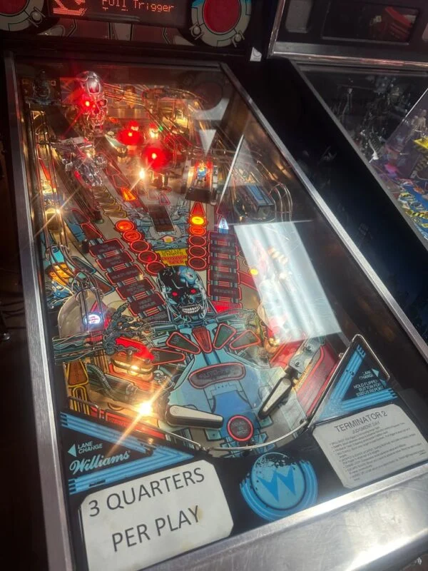 Williams Terminator 2: Judgement Day Pinball Machine — image 7