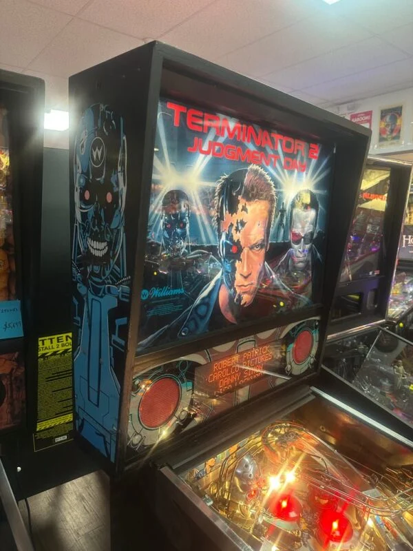 Williams Terminator 2: Judgement Day Pinball Machine — image 17